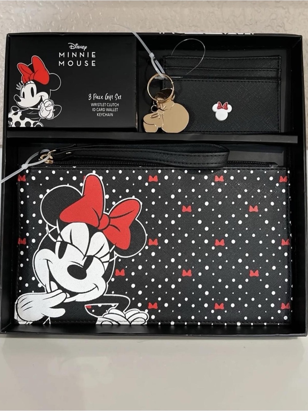 Disney 3pc set  Minnie Mouse NWT Black, Red & White Polka Dot Wristlet Gift set